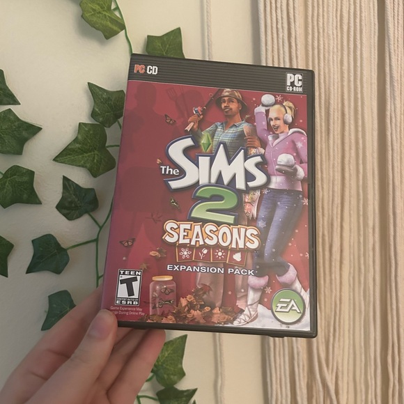 LOT: All My Sims 2 Games (Double Deluxe, University, Seasons, and more!) - Picture 10 of 14